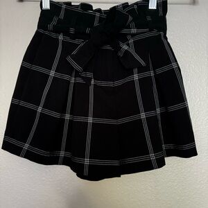 Leith Black and White Windowpane Check Paper Bag Shorts